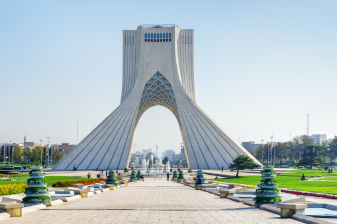 Nuovo Parlamento e vecchi problemi a Teheran