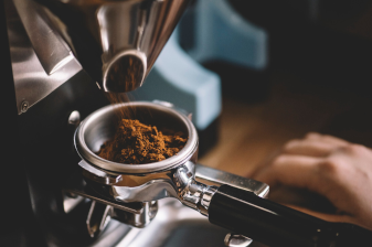 Materie prime sotto i riflettori. Il caffè è sempre più amaro